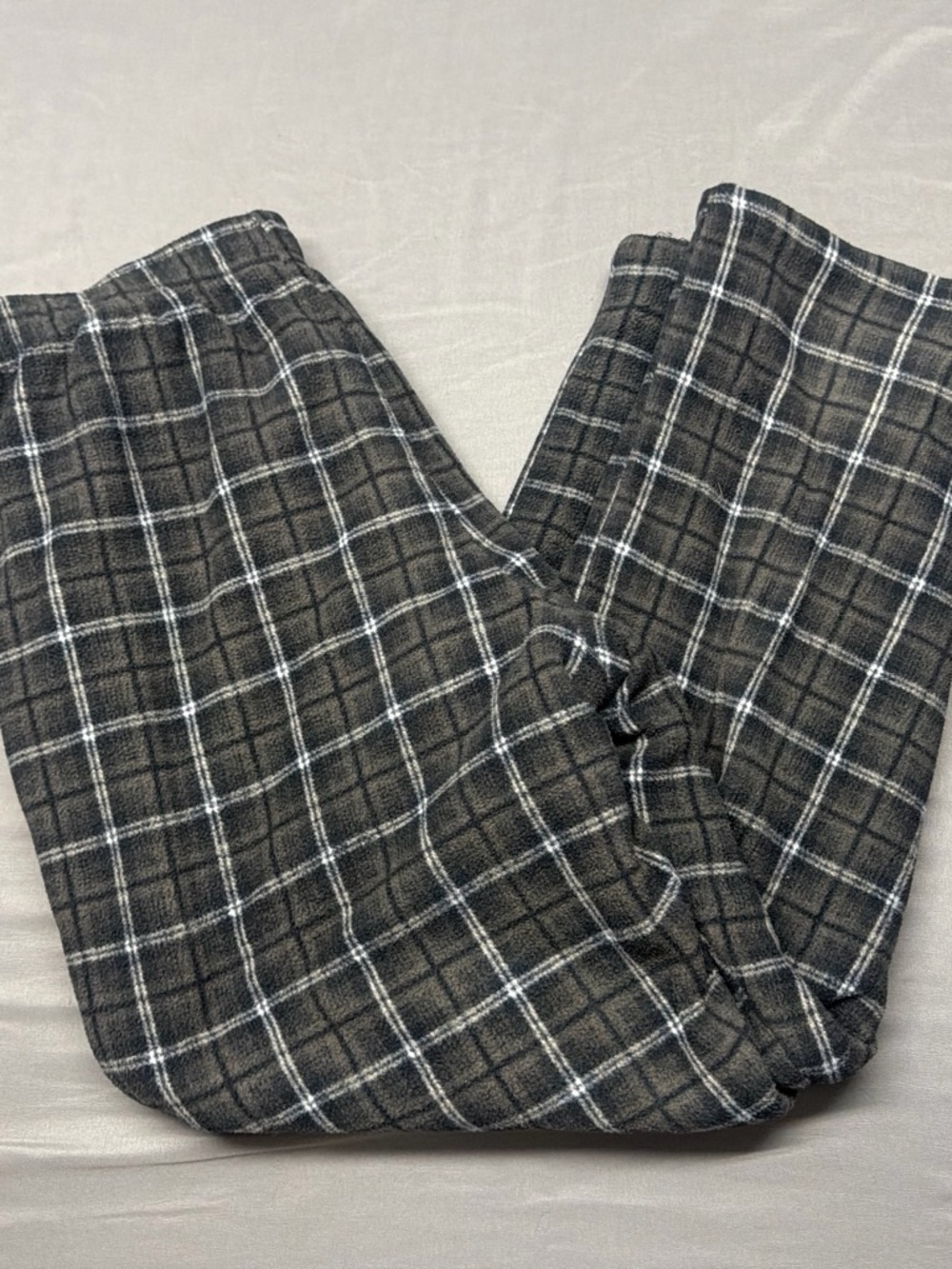 Men's Black & Gray Plaid Jogger Pants